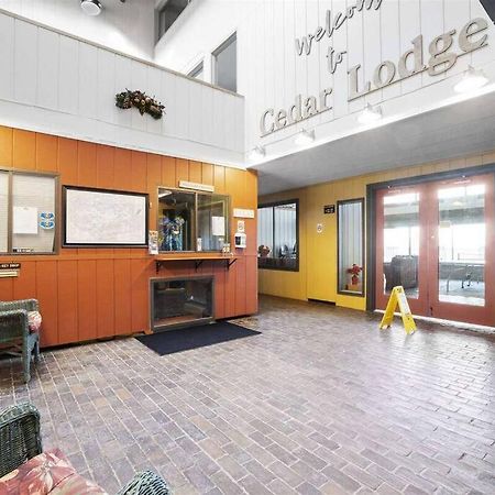 Cute Cedar Lodge Studio With Balcony & Lake Views! Laconia Exterior photo